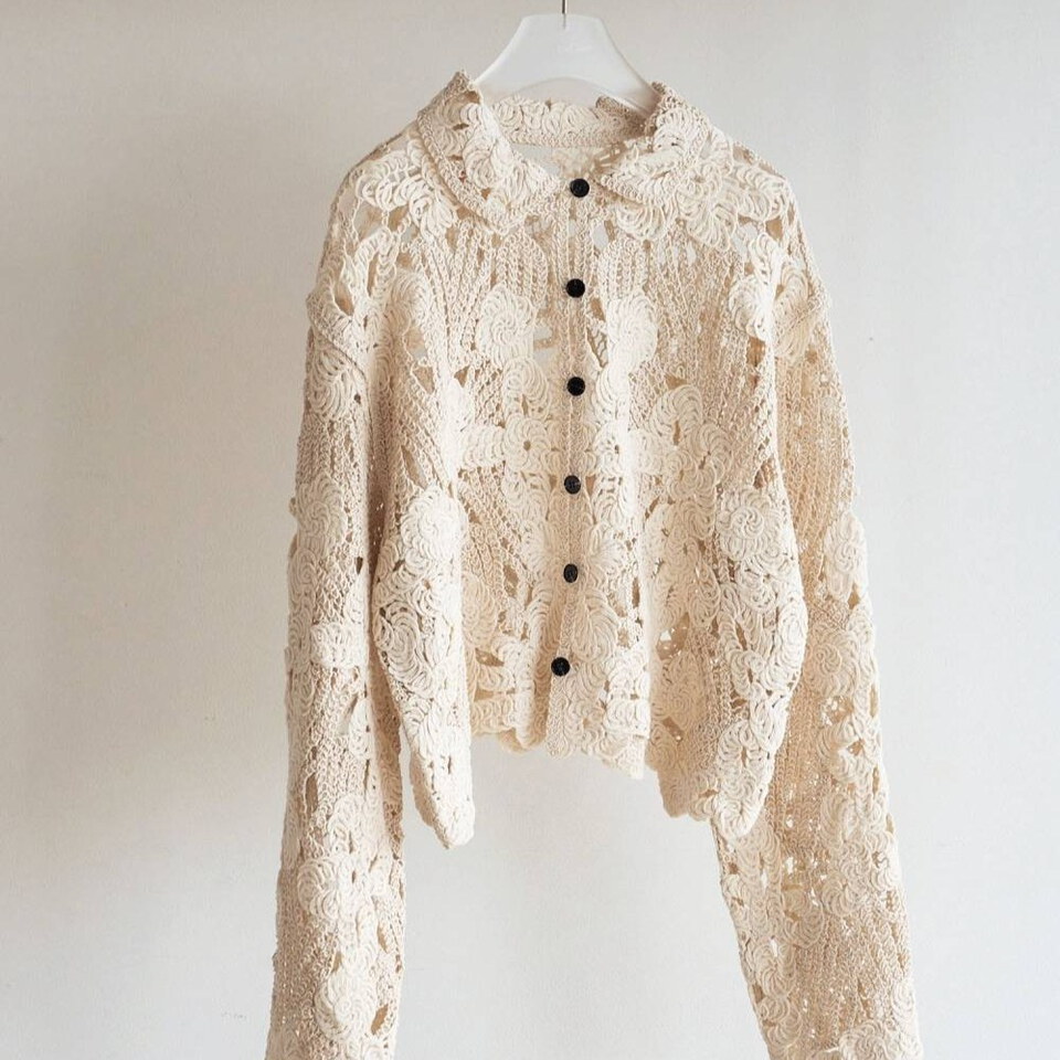 鏤空蕾絲襯衫 Embroidery Over Shirts