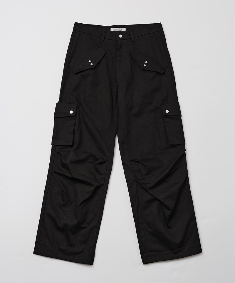 造型口袋工裝褲 Cargo-Pocket Trousers