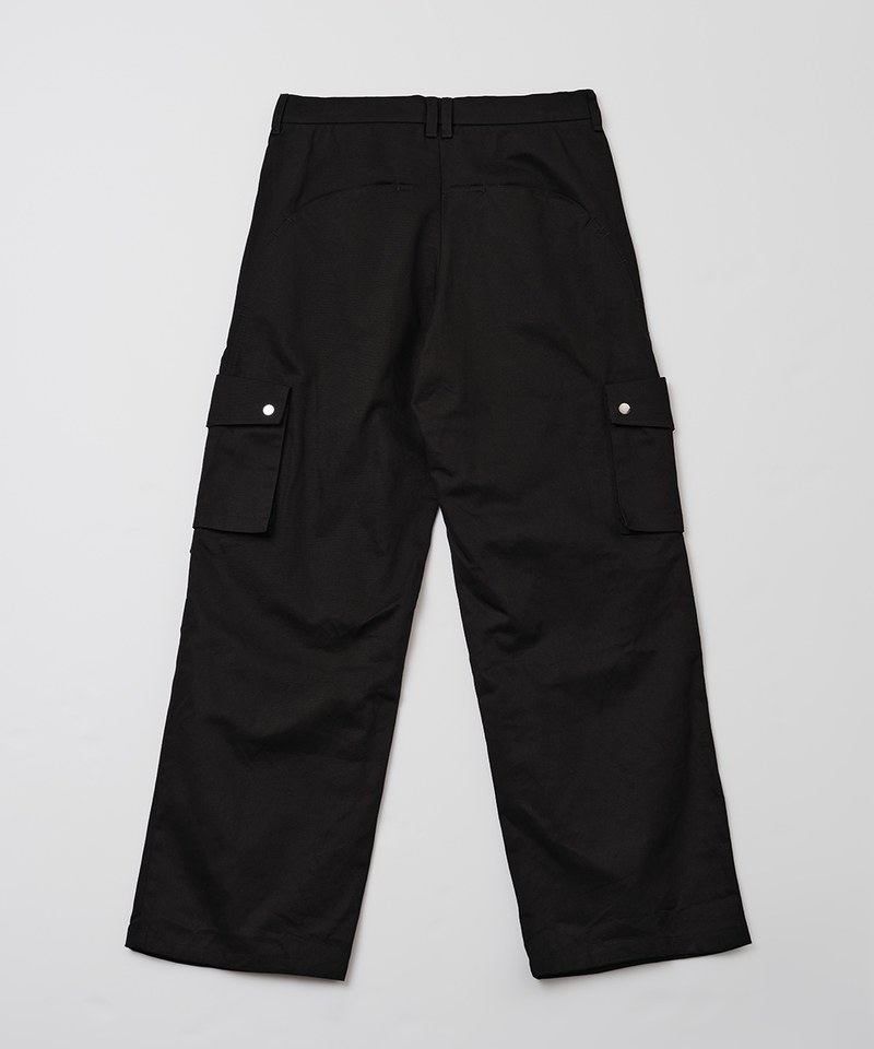 造型口袋工裝褲 Cargo-Pocket Trousers
