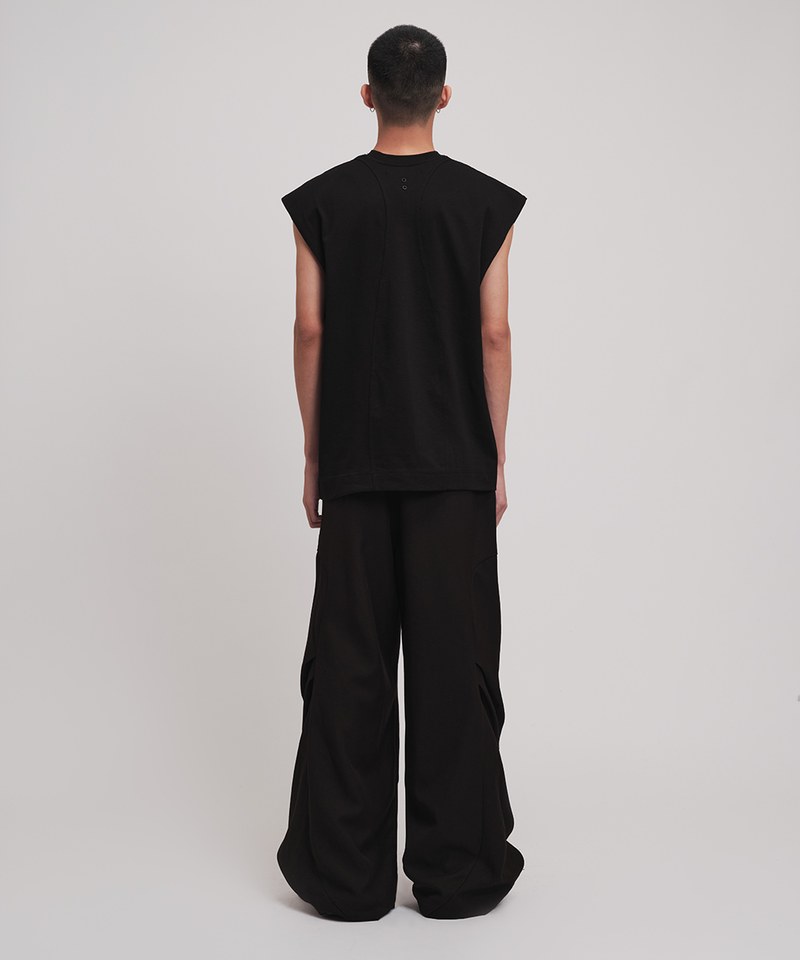 弧線剪接背心 Cropped Vest