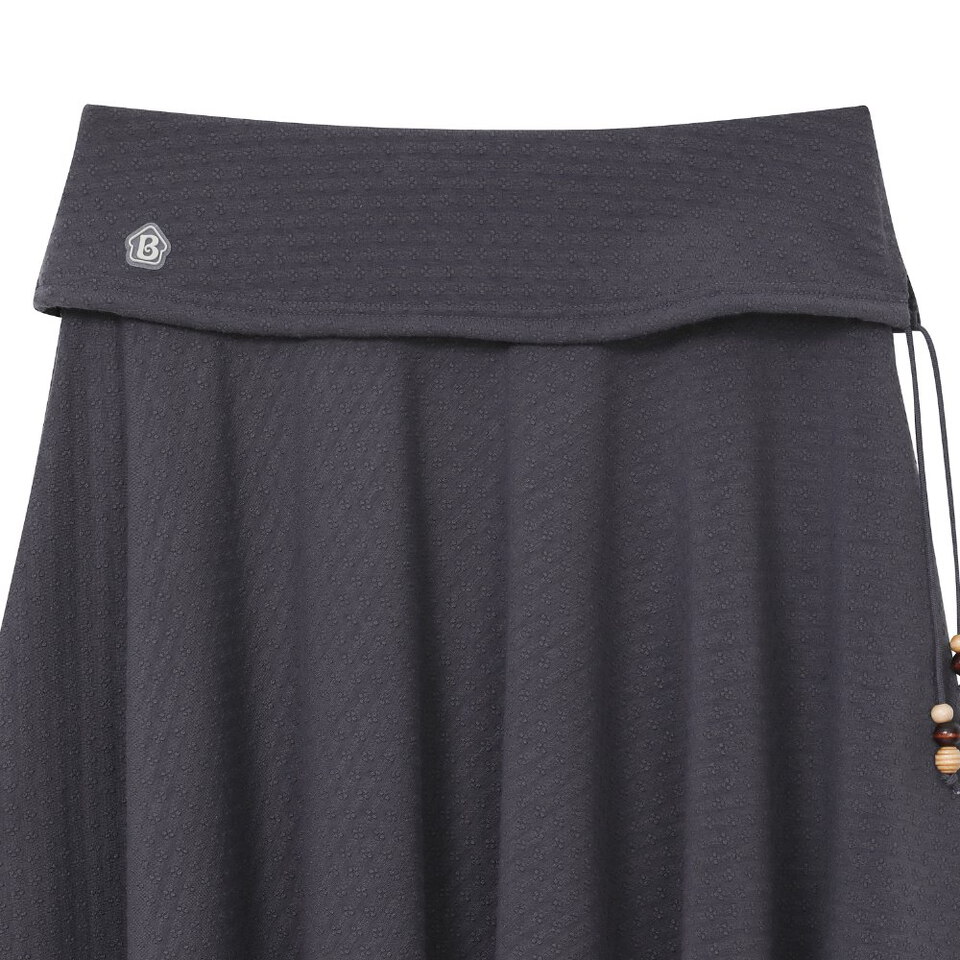 不對稱造型裙 Flared Unbalanced Skirt
