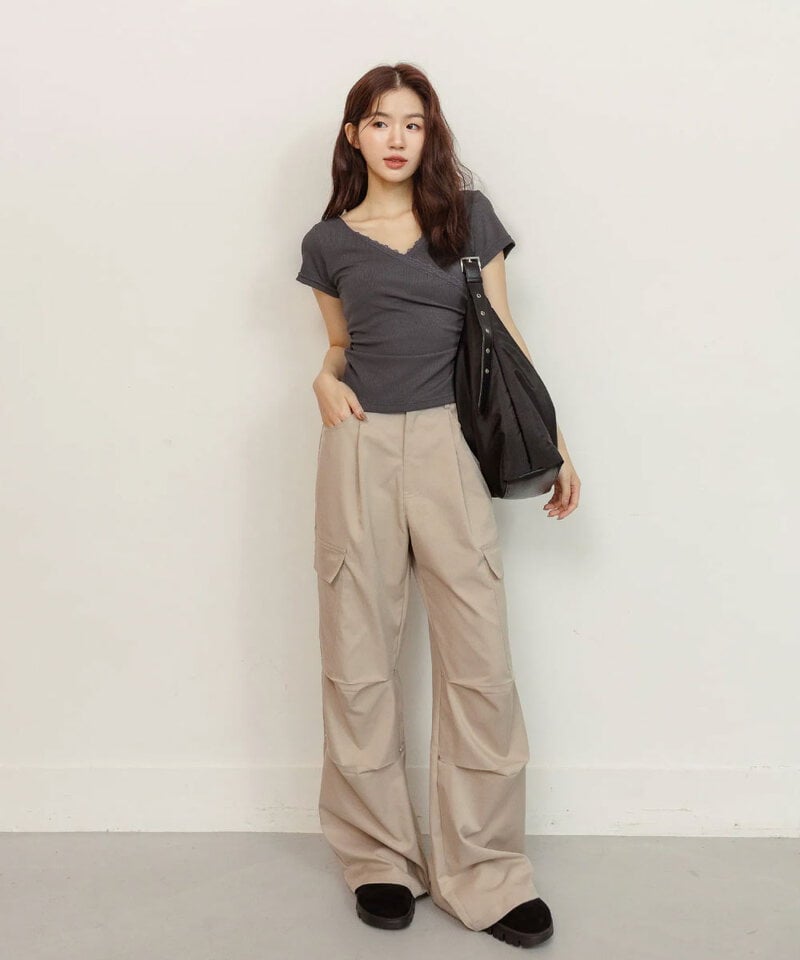 BLO9939-252 by BB-抓褶寬鬆直筒工裝褲