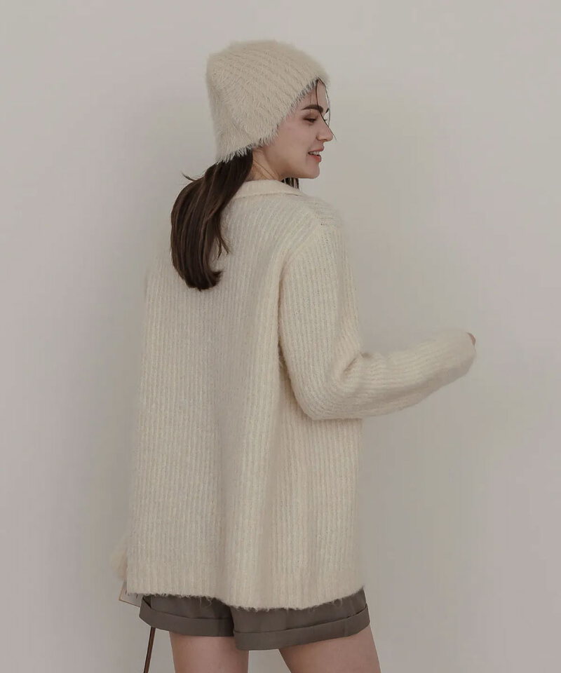 by Bello-小領子歐膩針織外套