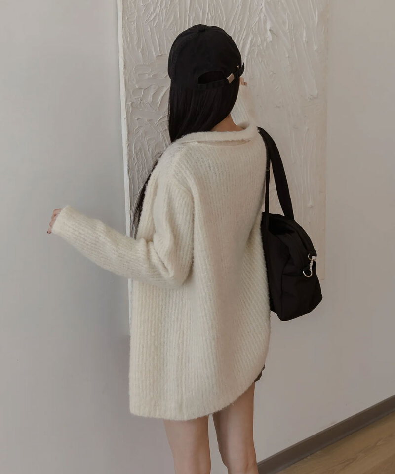 by Bello-小領子歐膩針織外套