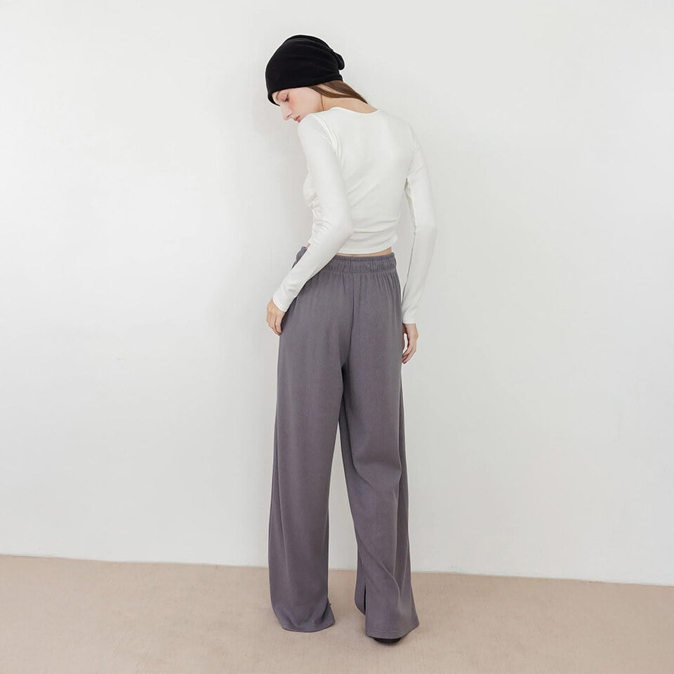 BLO9947-252 by Bello-藏肉側開衩針織褲