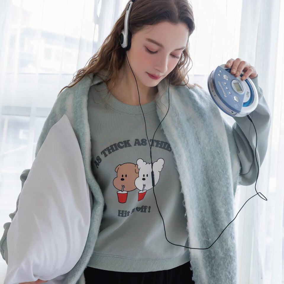 泡泡印花短版大學TEE