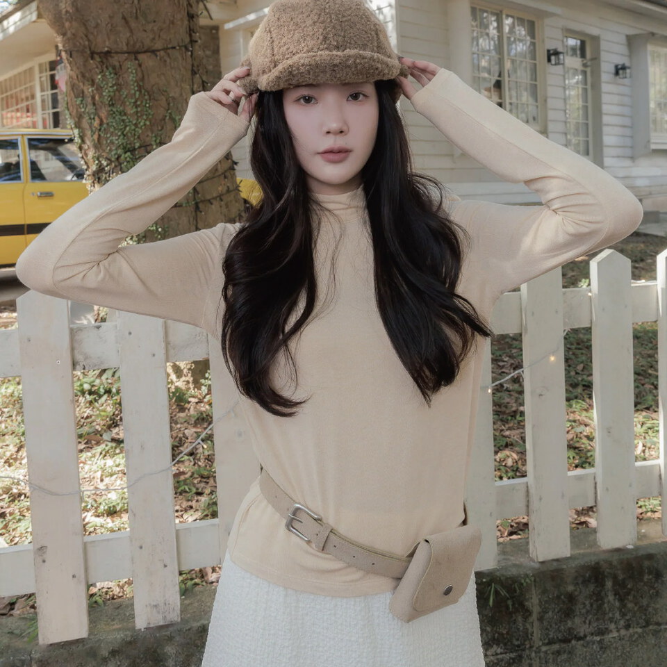 BLO9966-261 親膚奶昔立領內搭上衣