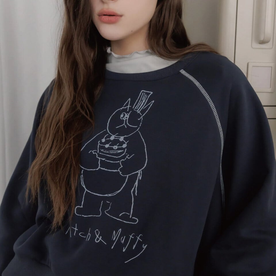 Puffy Bakery中短版拉克蘭袖大學T