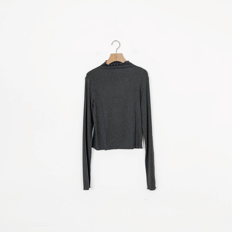 車線木耳邊內搭衣