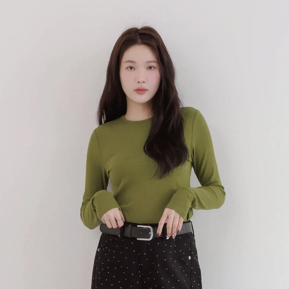 BLO9973-261 by Bello-親膚合身圓領內搭衣