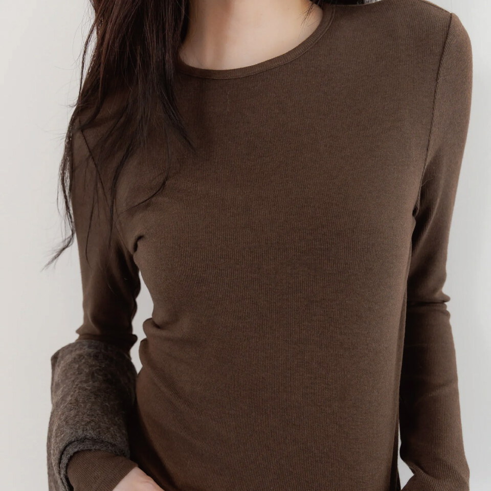 by Bello-親膚合身圓領內搭衣