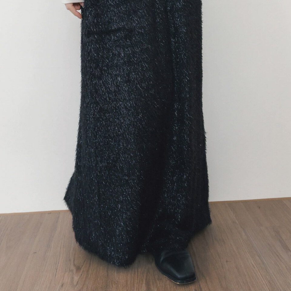 BLO9979-261 by Bello-微光毛絨直筒長裙