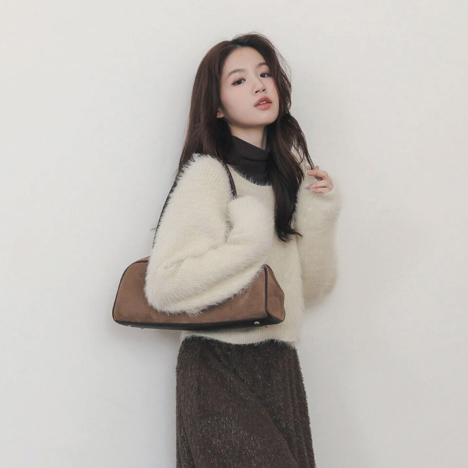 by Bello-仿貂毛QQ毛針織上衣