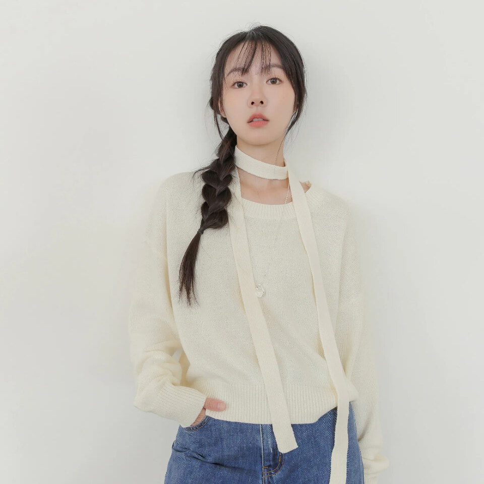 by Bello-大圓領綁帶針織長袖