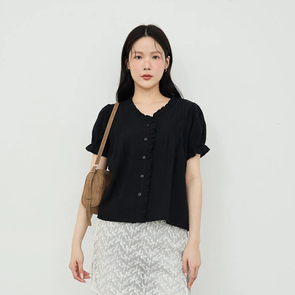 by Bello-花邊澎袖直紋襯衫