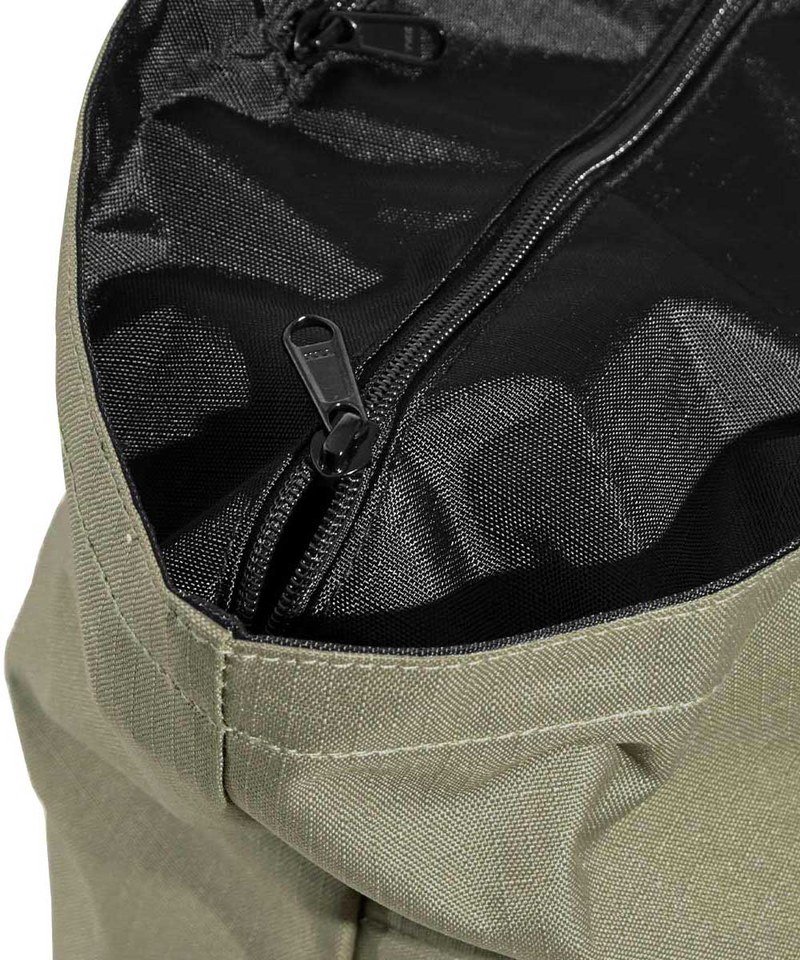 行旅托特包 Weekender Tote
