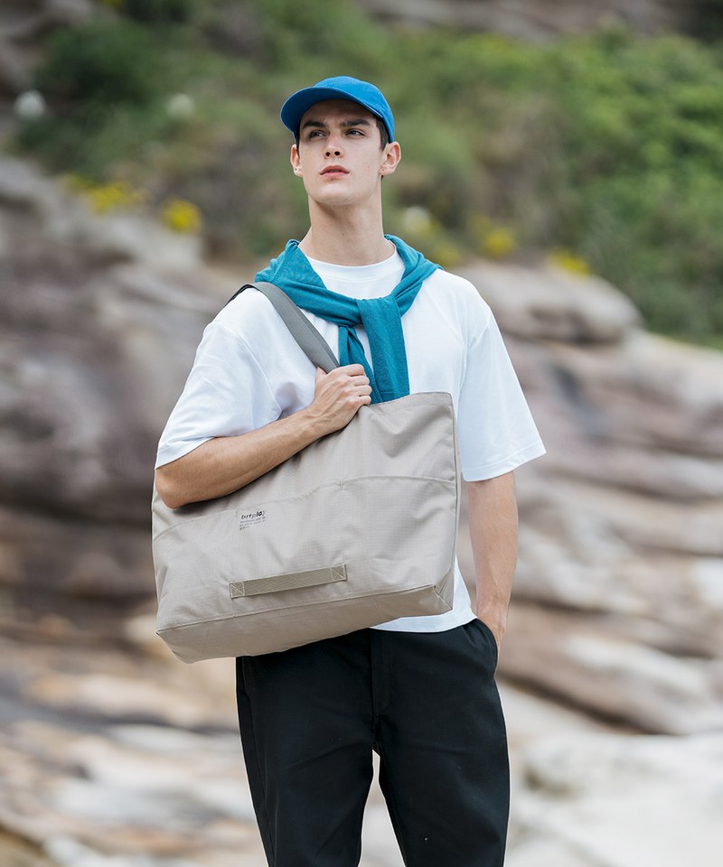 行旅托特包 Weekender Tote