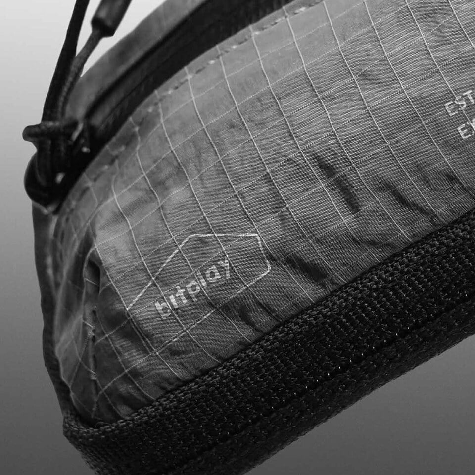 BTP9978-252 磁吸隨行小包