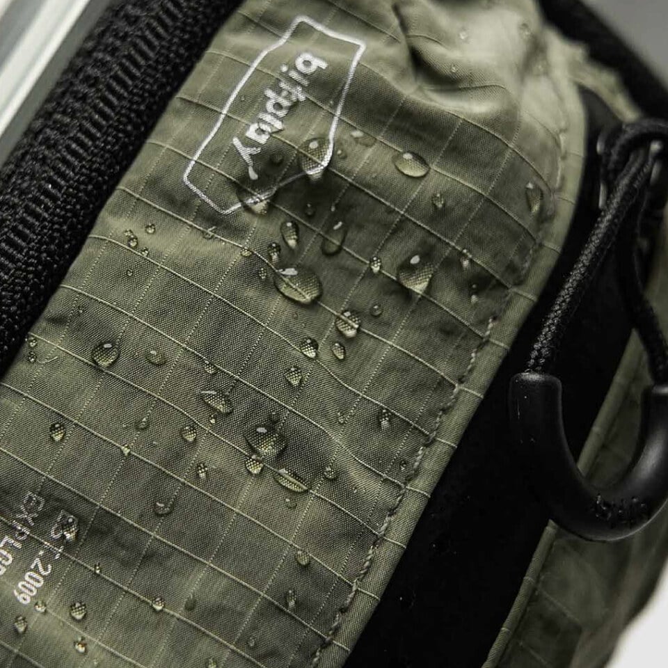 BTP9978-252 磁吸隨行小包