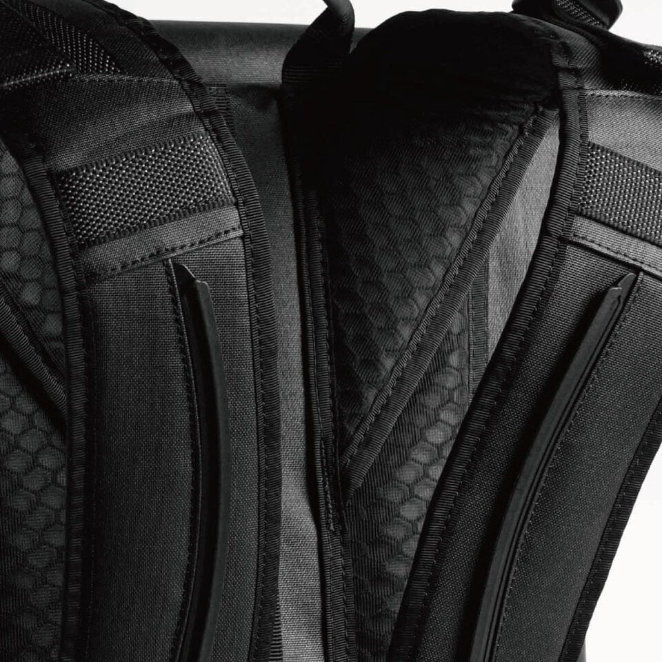 BTP9979-261 TerraExplorer 30L 全防水後背包