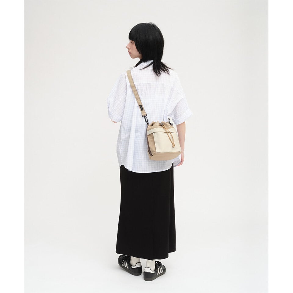 COP3030 防潑水拼接水桶包 (中)