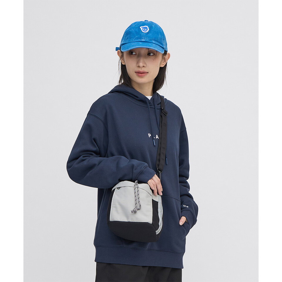 COP3030 防潑水拼接水桶包 (中)