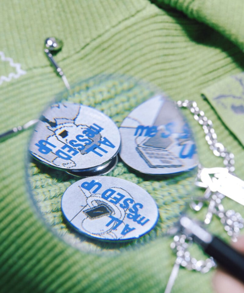 CRV2647-252 melsign聯名磁鐵徽章