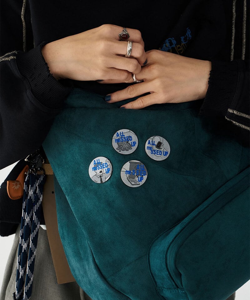 CRV2647-252 melsign聯名磁鐵徽章