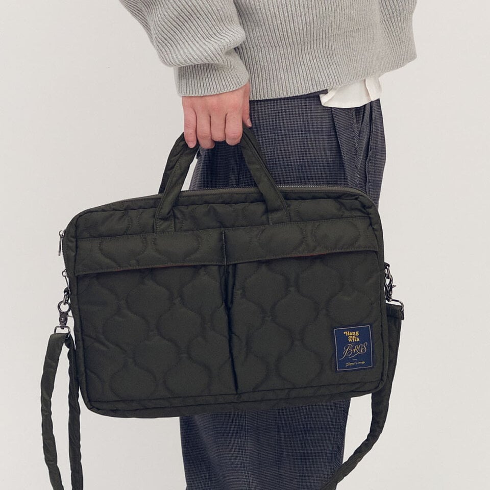 CRV30133-252 中信聯名絎縫多功能電腦包