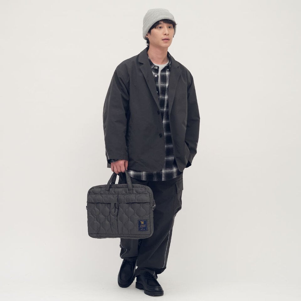 CRV30133-252 中信聯名絎縫多功能電腦包