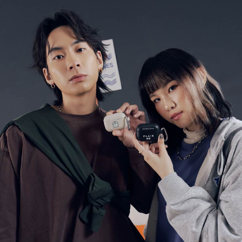 CRV39106-252 PLAIN強悍防摔AirPods保護套