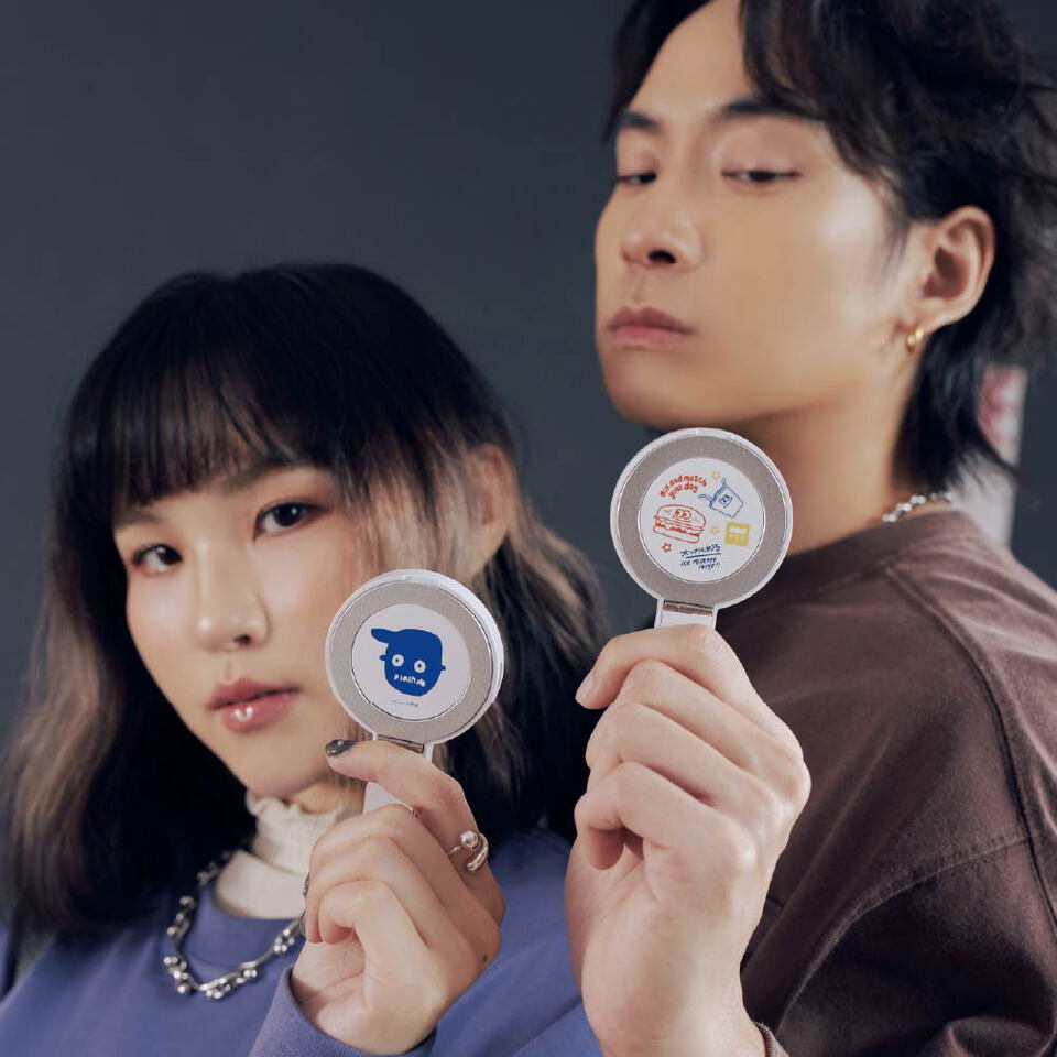 CRV39131-252 小P社長15W磁吸支架無線充電器