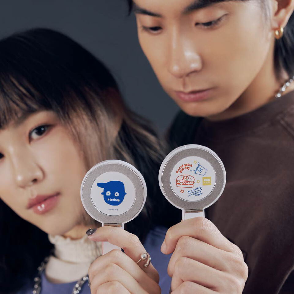 CRV39131-252 小P社長15W磁吸支架無線充電器