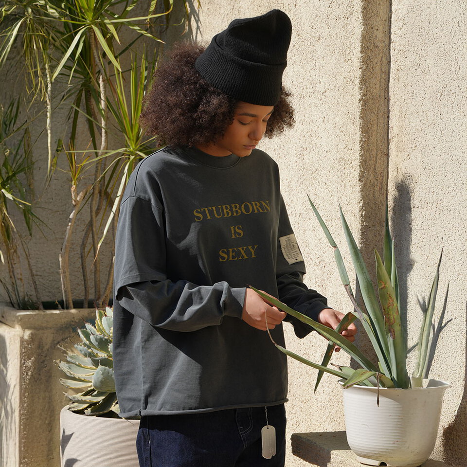 CSB0129-261 印花上衣 Stubborn Is Sexy LS Tee