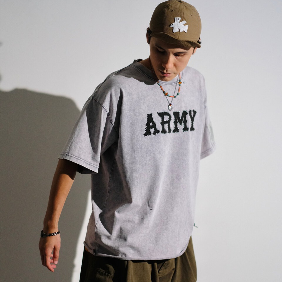 鉚釘LOGO短Tee The Studded Army Tee