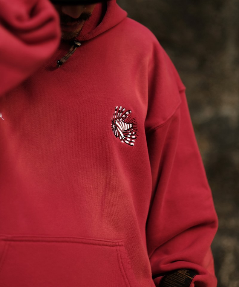 獅子魚刺繡帽TEE The Souvenir Hoodie