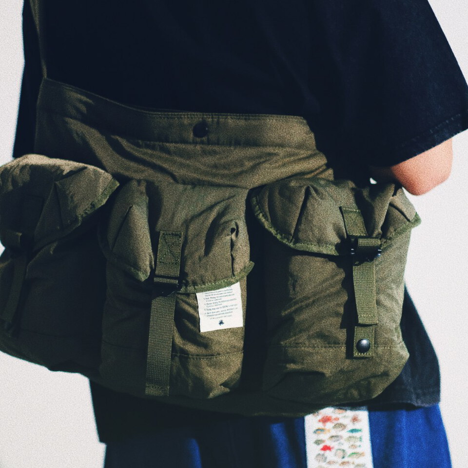 CSB3012-261 軍風單肩包 Modern Alice Shoulder Bag