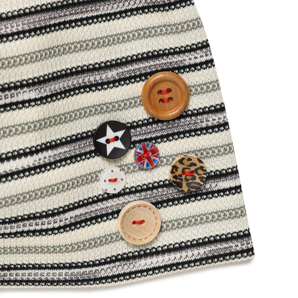 條紋鈕扣毛帽 STRIPED BUTTON BEANIE