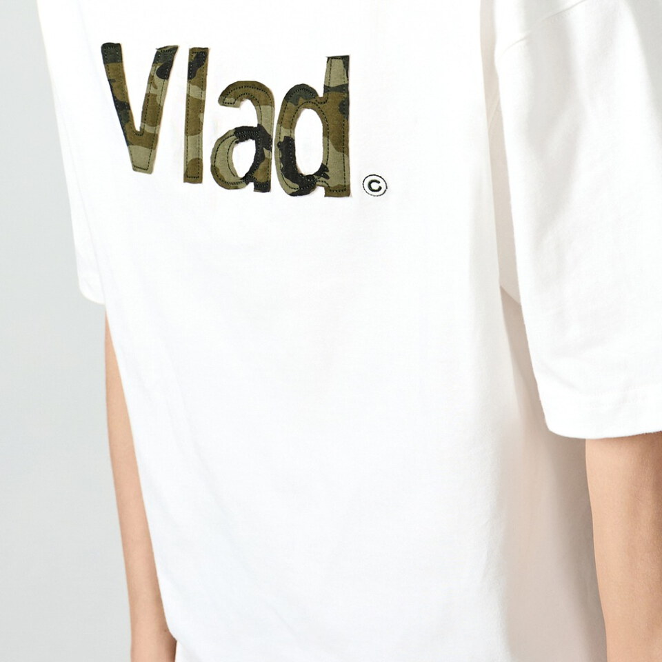 剪裁貼花短TEE VLAD CUT-OFF APPLIQUE SHORT SLEEVE T-SHIRT