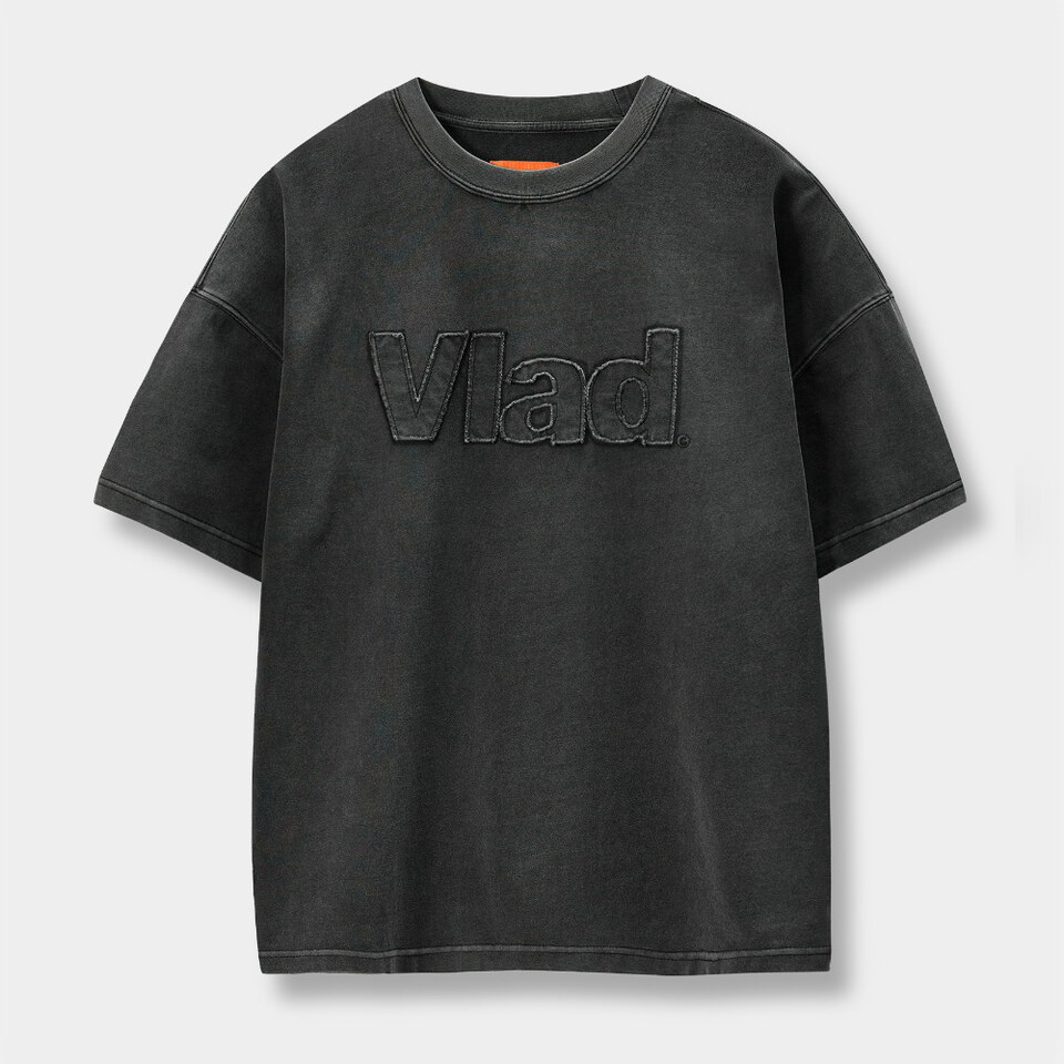 剪裁貼花短TEE VLAD CUT-OFF APPLIQUE SHORT SLEEVE T-SHIRT
