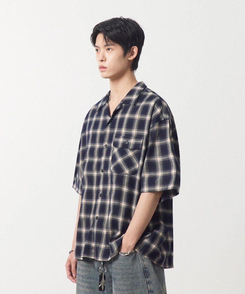 格紋開襟襯衫 OPEN COLLAR OMBRE HALF SHIRT
