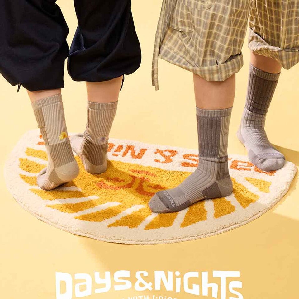 FLT2906-252 Days and Nights 美麗諾刺繡羊毛襪