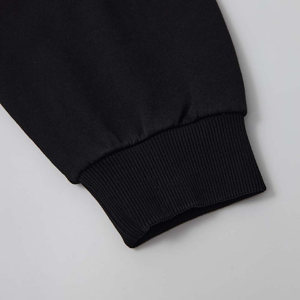 日字布繡FUM厚棉衛衣