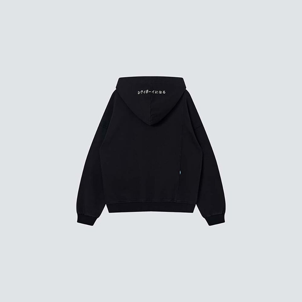 日字布繡FUM厚棉衛衣