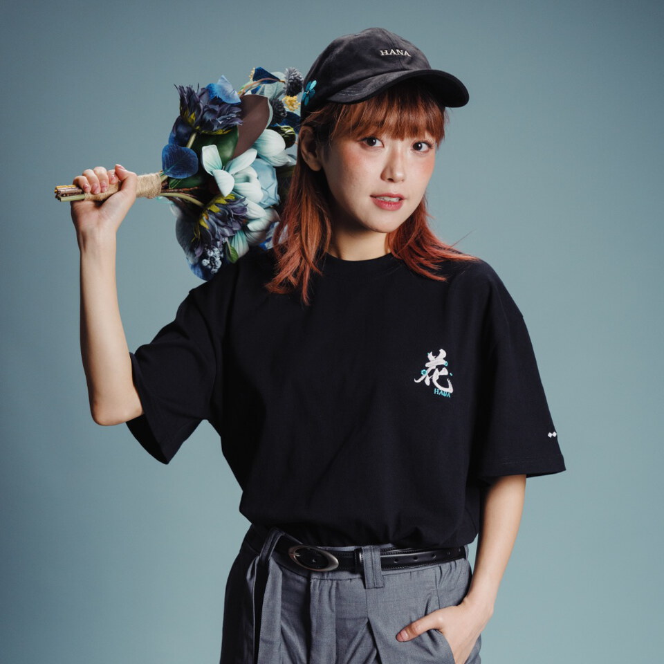 HANA 花華Print Tee
