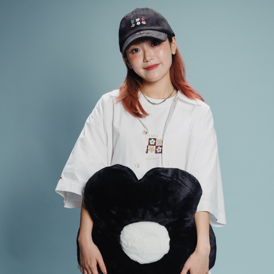 HANA 小花卉Tee