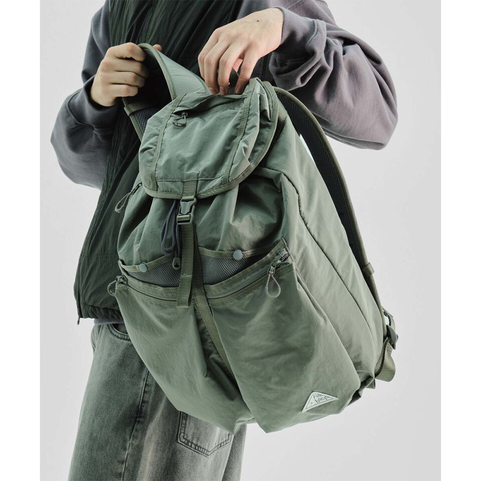 FPK3003-251 多口袋後背包 Focus Rucksack