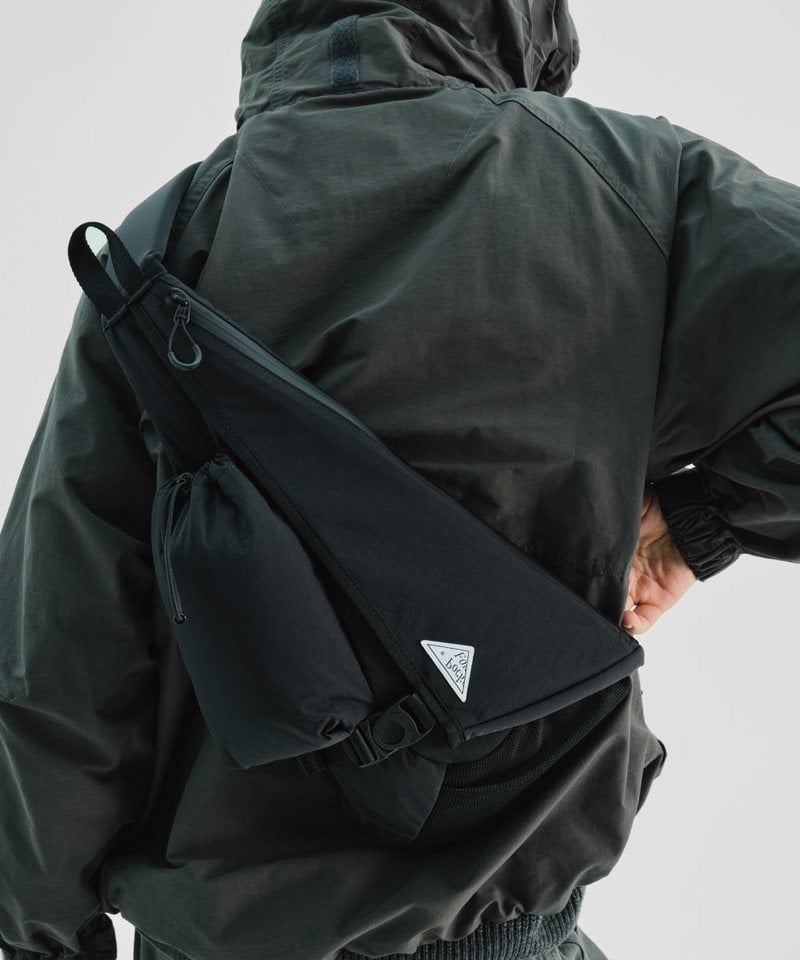 FPK3005-251 斜背包 Saddle Cross Bag