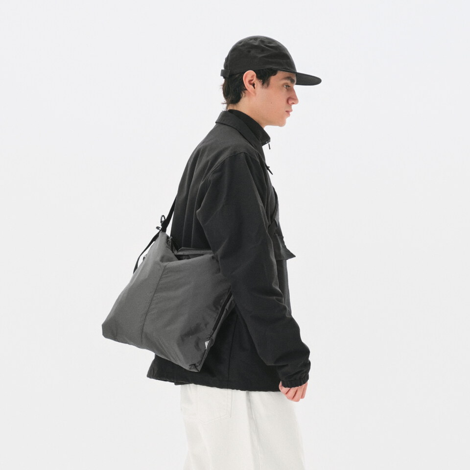 FPK3014-261 機能側背包 City Utility Shoulder Bag