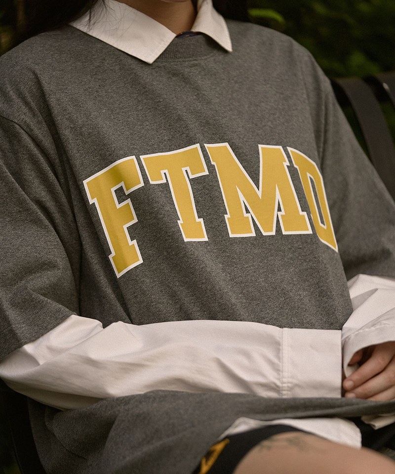 圖案短Tee College Tee
